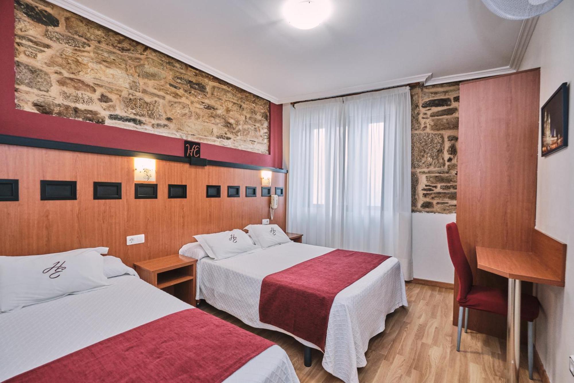 Hotel Entrecercas Santiago de Compostela Exterior photo