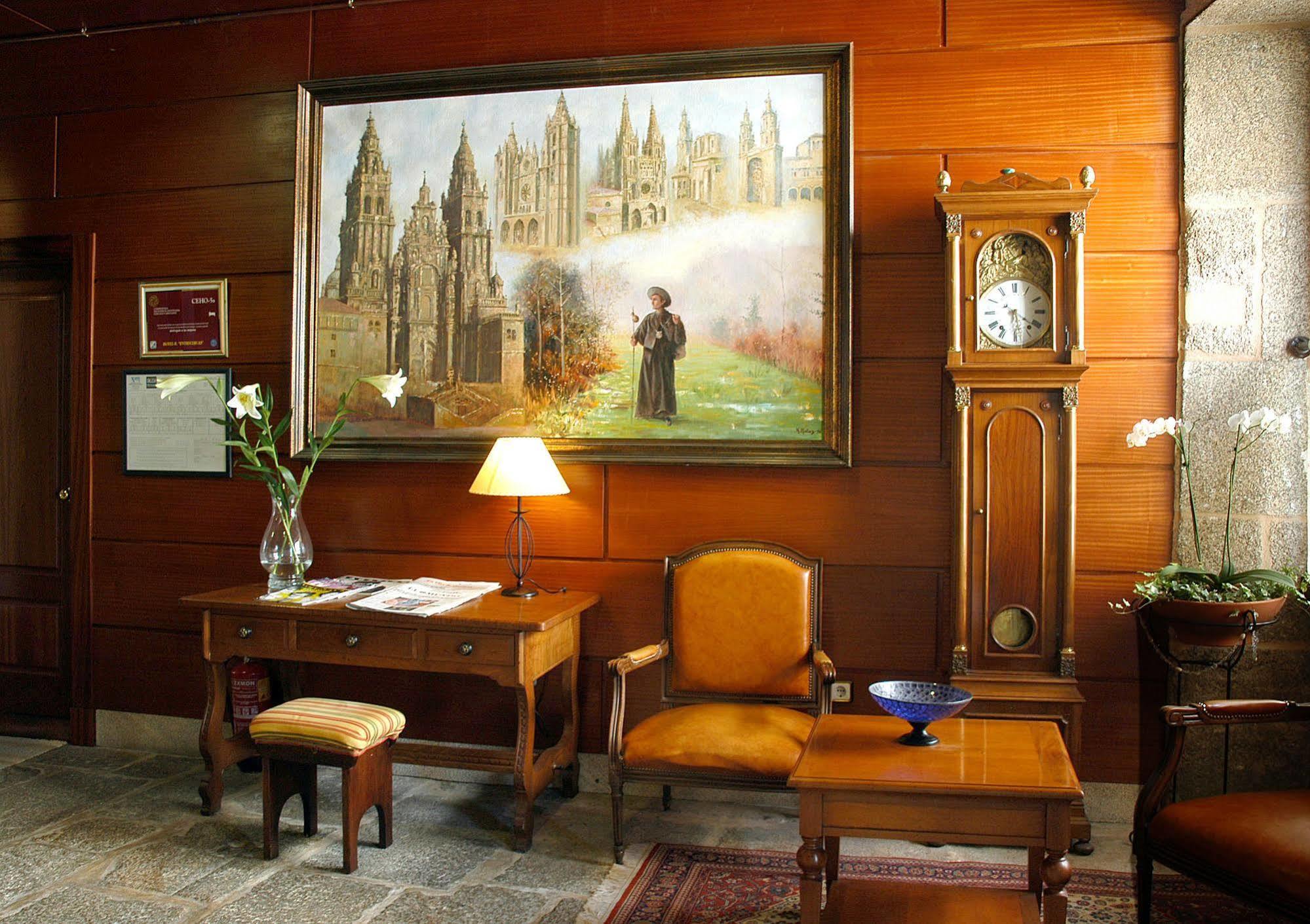 Hotel Entrecercas Santiago de Compostela Exterior photo
